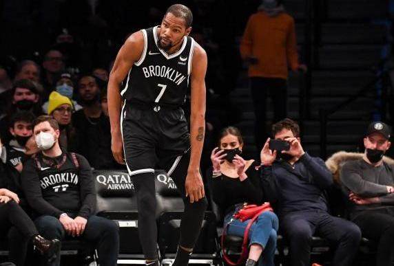 mk体育直播-杜兰特预计下周复出 西蒙斯遭遇后背轻微酸痛