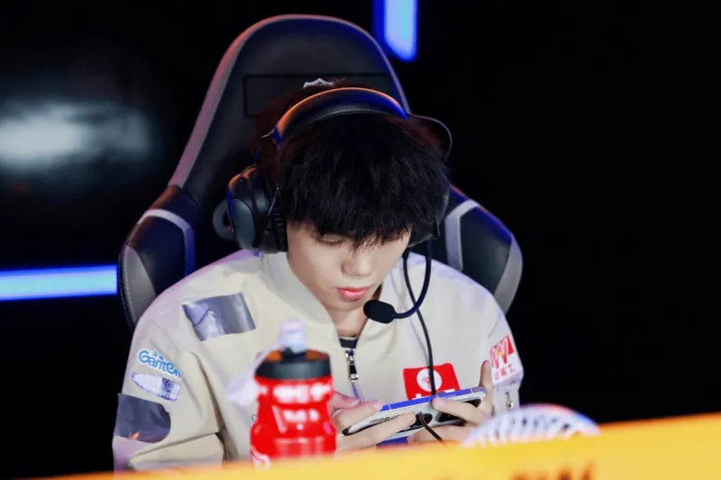 mk体育直播-重庆狼队发文：更好的会在前方